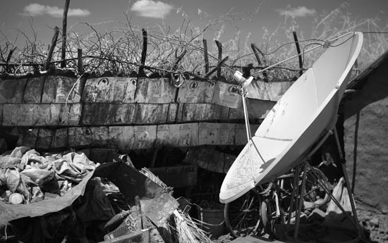 ianm1725_bw_small